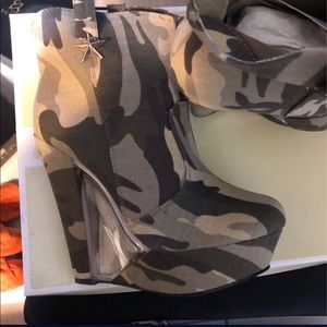 *********SOLD*********